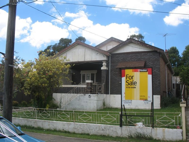 5 Hampden Road, Lakemba NSW 2195
