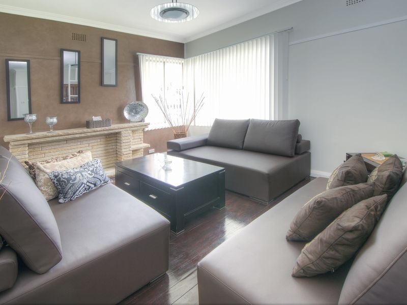 194 Wangee Road, Greenacre NSW 2190