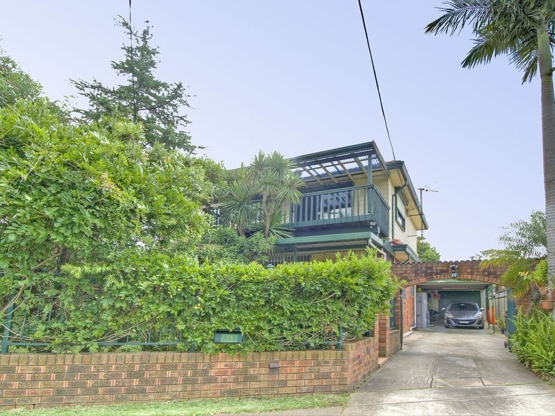 14 Koala Road, Greenacre NSW 2190