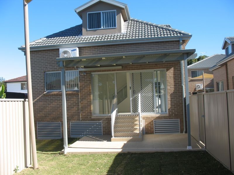 4 & 5/231-233 Cooper Street, Yagoona NSW 2199