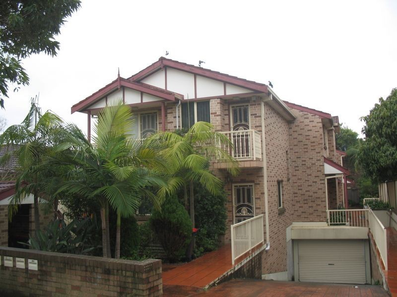 4/102 Sproule Street, Lakemba NSW 2195