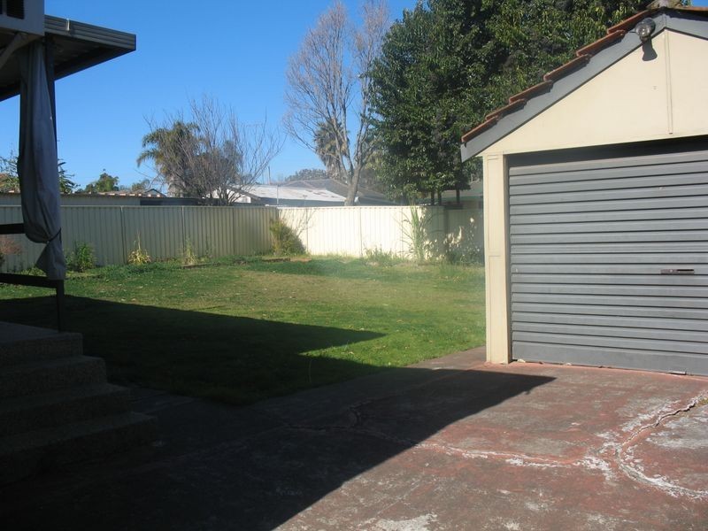 22 Bare Avenue, Lurnea NSW 2170