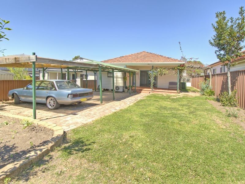 26 Karuah Street, Greenacre NSW 2190