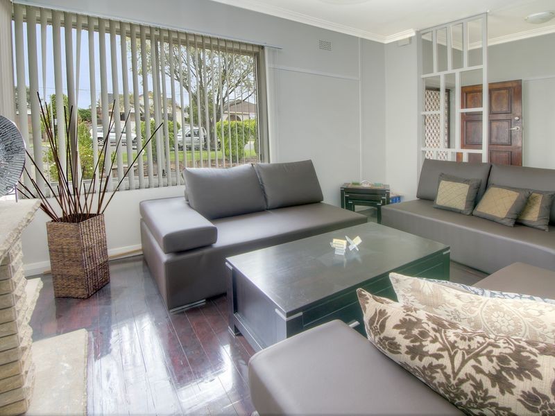 194 Wangee Road, Greenacre NSW 2190