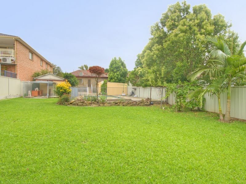 194 Wangee Road, Greenacre NSW 2190