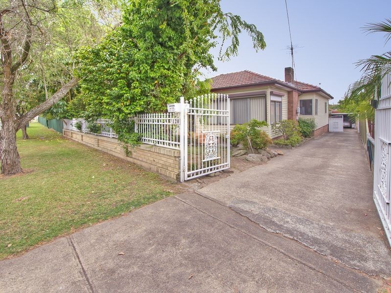 120 Dennis Street, Lakemba NSW 2195