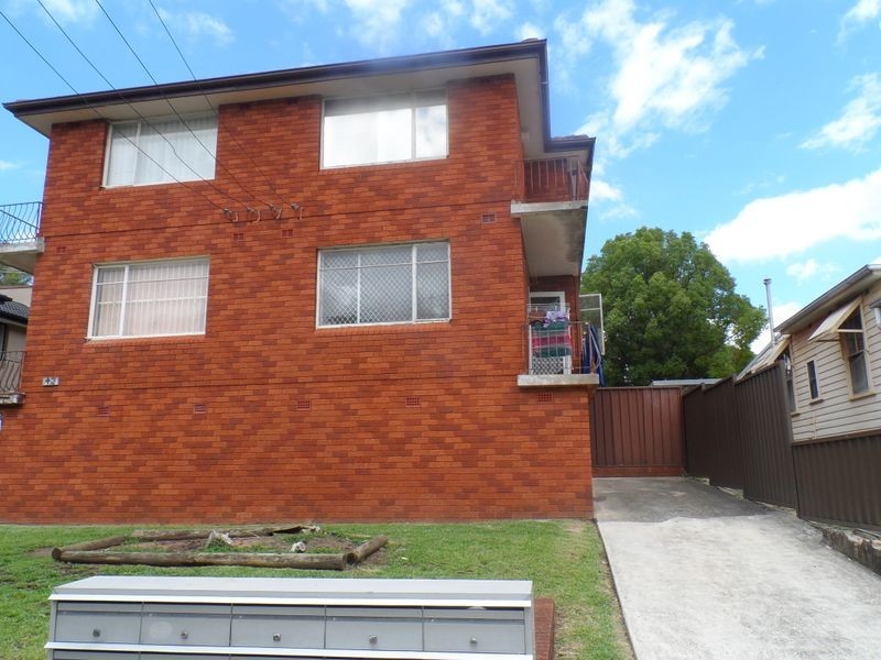 2/42 Colin Street, Lakemba NSW 2195