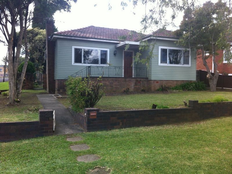 21 Ada Street, Kingsgrove NSW 2208