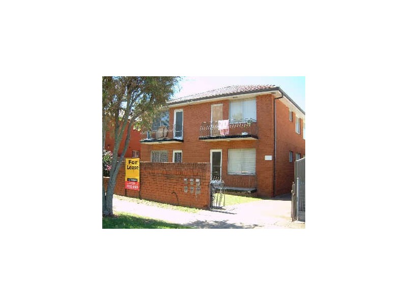 2/16 Oswald Street, Campsie NSW 2194