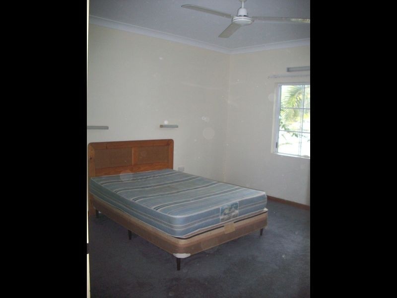 Westcourt QLD 4870