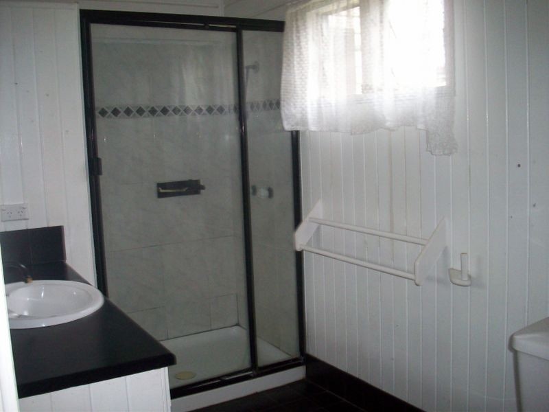 18 Thomas Street, Manunda QLD 4870