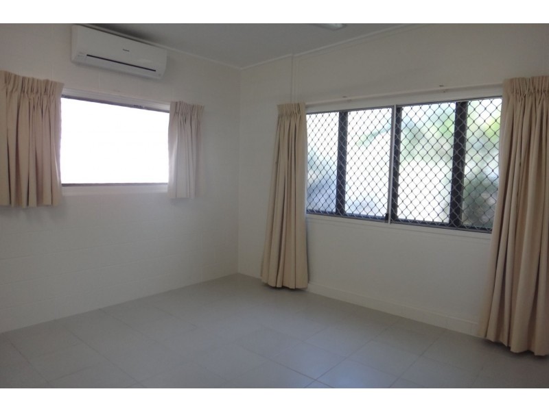2/14 Mazlin Street, Edge Hill QLD 4870