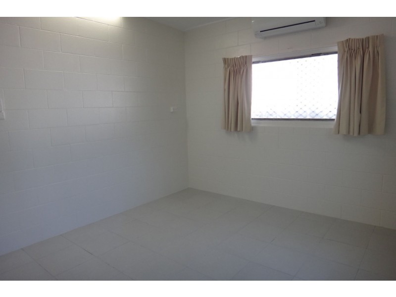 2/14 Mazlin Street, Edge Hill QLD 4870