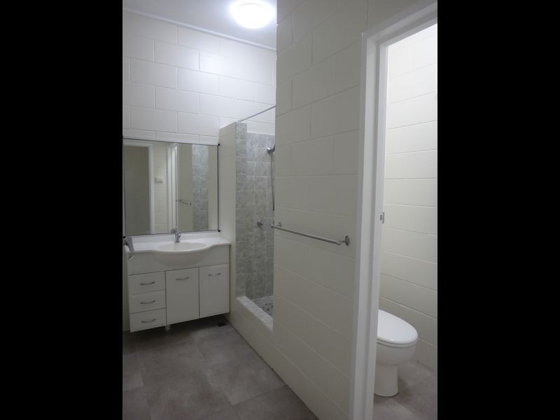 2/14 Mazlin Street, Edge Hill QLD 4870