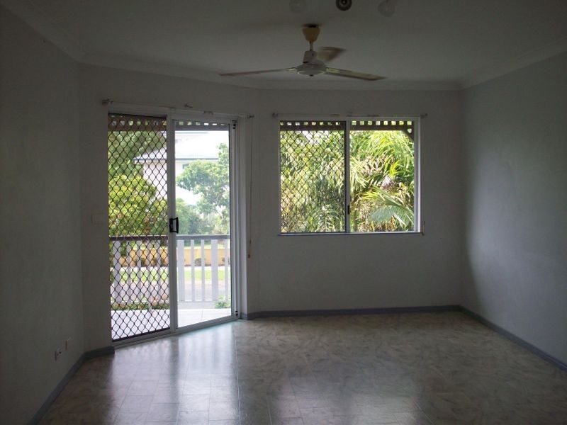 8/23 Springfield Crescent, Manoora QLD 4870