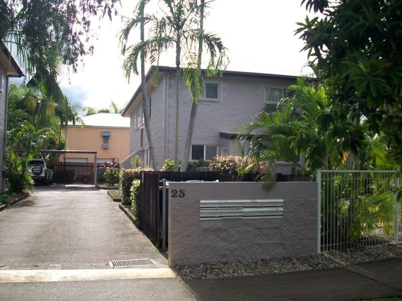 8/23 Springfield Crescent, Manoora QLD 4870