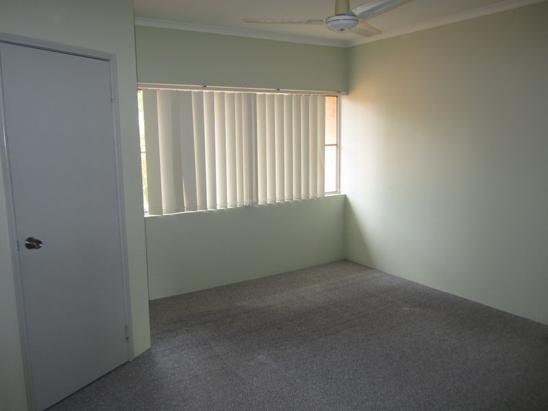 3/32 Short Street, Redlynch QLD 4870