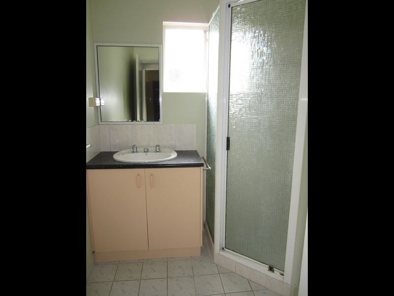 3/32 Short Street, Redlynch QLD 4870