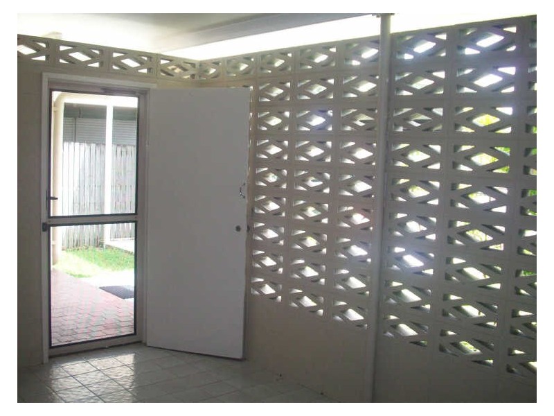 8B Richardson Street, Edge Hill QLD 4870