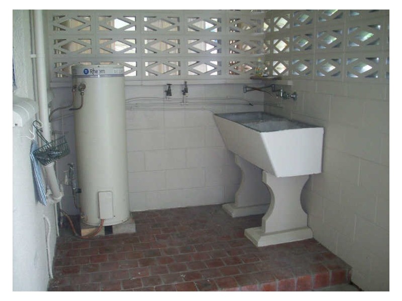 8B Richardson Street, Edge Hill QLD 4870