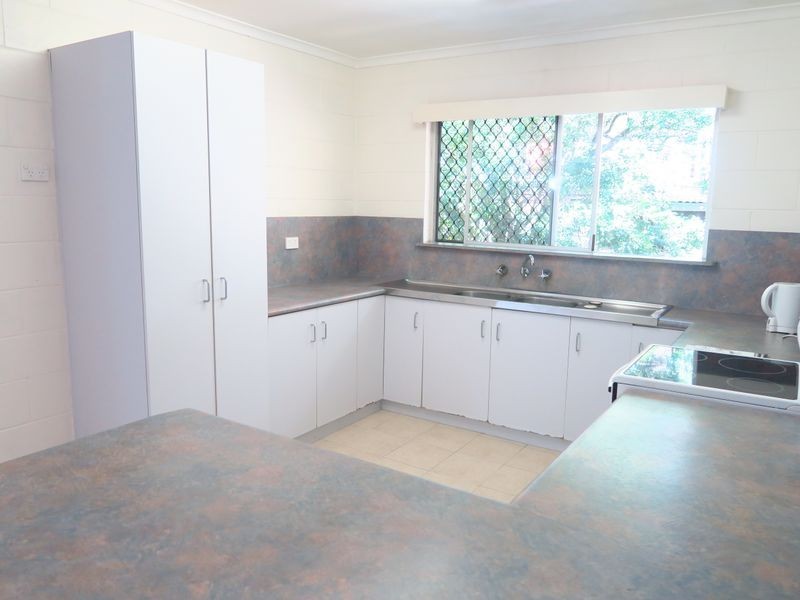 3A Holmes Street, Stratford QLD 4870