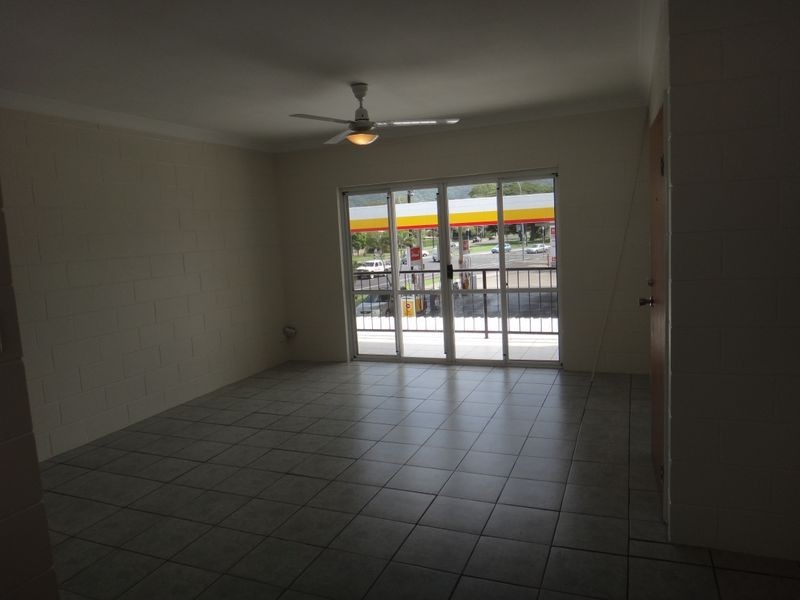 7/52 Pease Street, Manunda QLD 4870