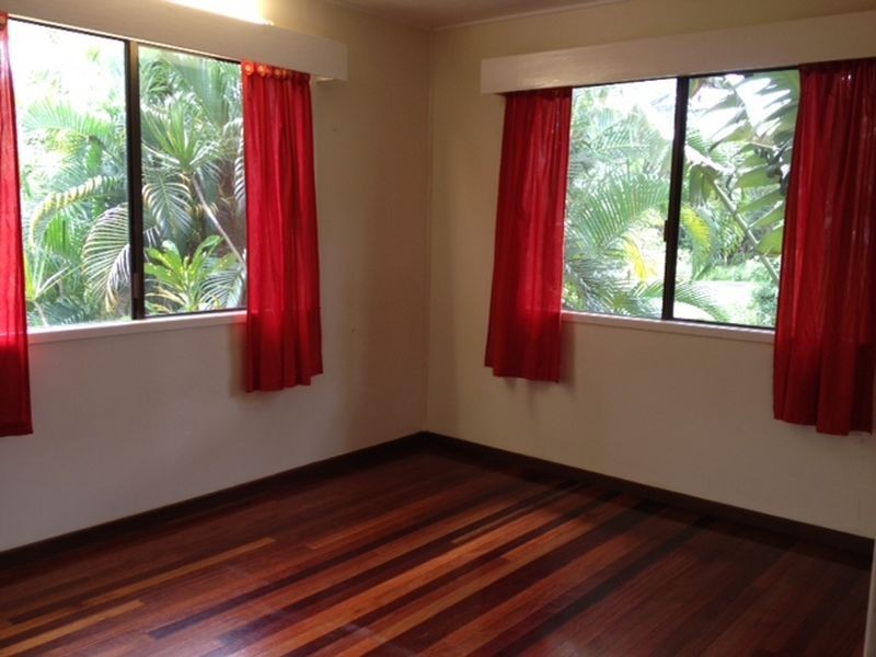 21 Headrick Street, Manunda QLD 4870