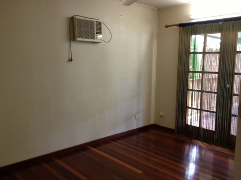 21 Headrick Street, Manunda QLD 4870