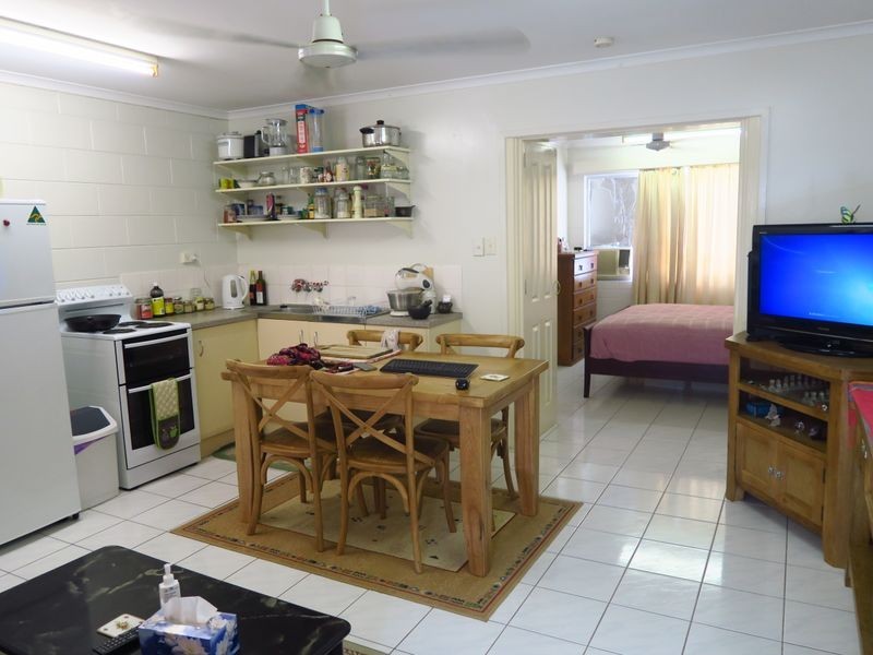 14/6 Mcpherson Close, Edge Hill QLD 4870