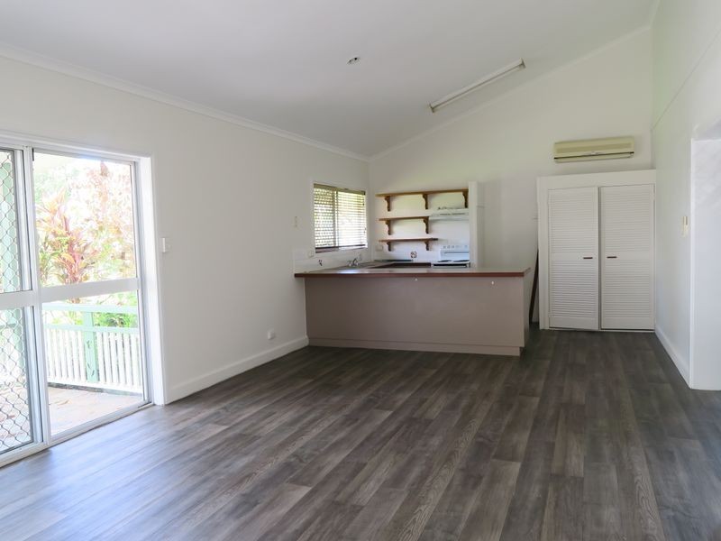 3/10 Ireland Crescent, Whitfield QLD 4870