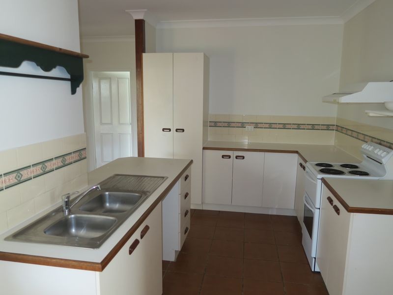 1 Julia-Percy Close, Bentley Park QLD 4869