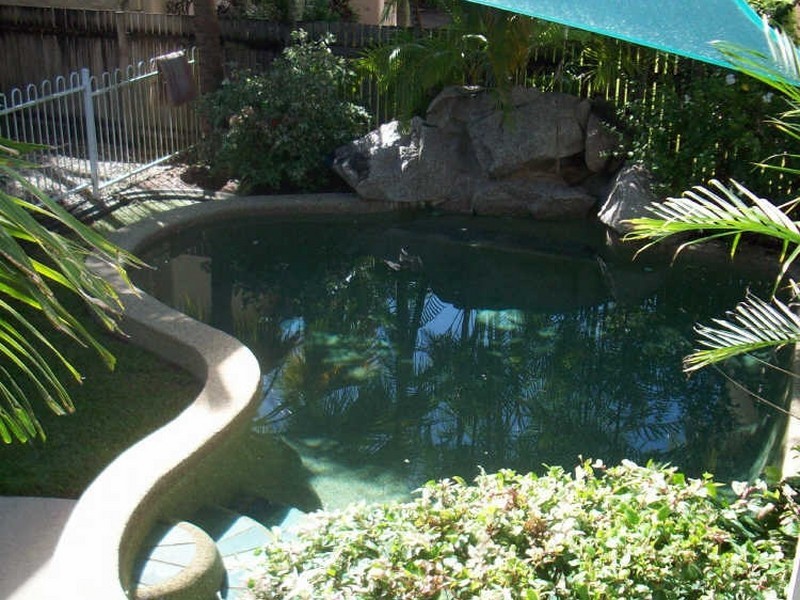 Manoora QLD 4870