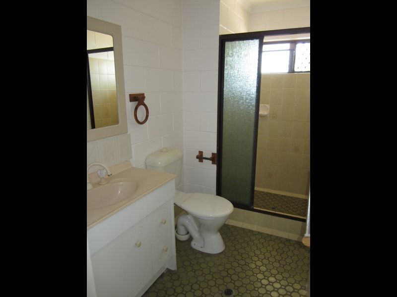 24/439 Severin Street, Manunda QLD 4870