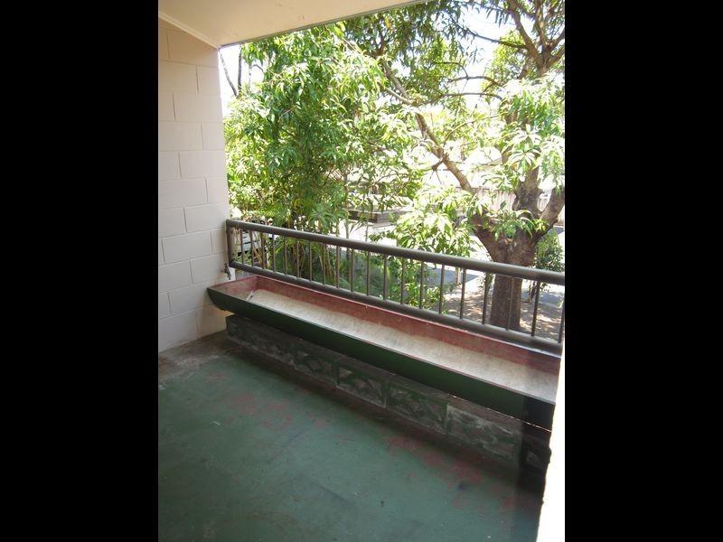 24/439 Severin Street, Manunda QLD 4870