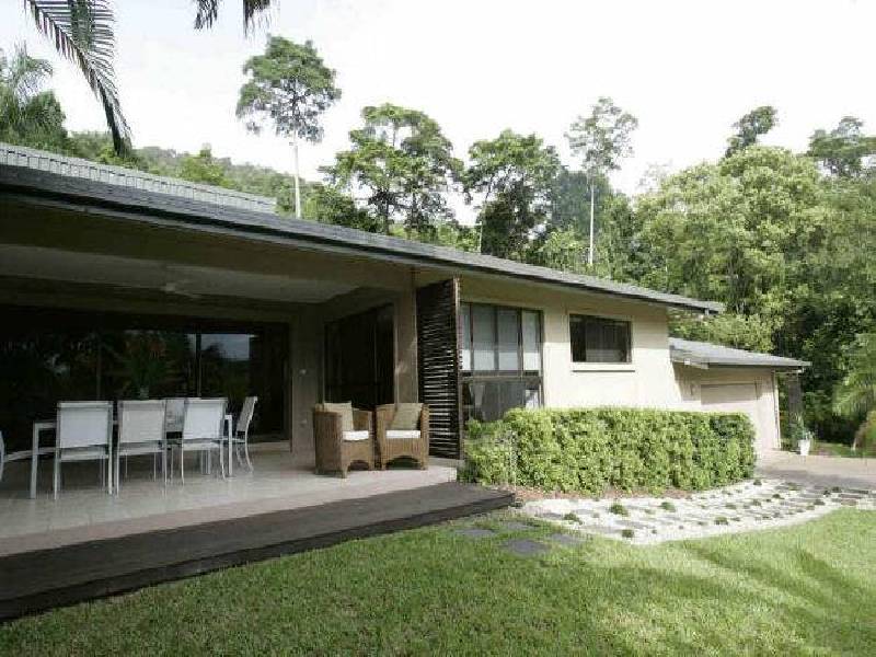 7 Pine Tree Close, Bayview Heights QLD 4868