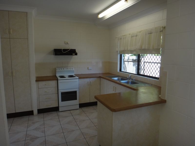 3/12 Springfield Crescent, Manoora QLD 4870