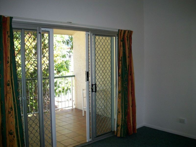 8/12 Mayers Street, Manunda QLD 4870