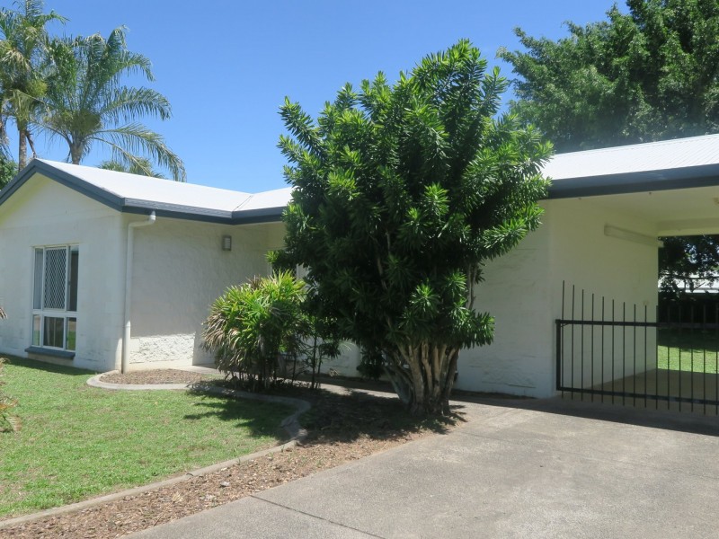 12 Reliance Close, Bentley Park QLD 4869