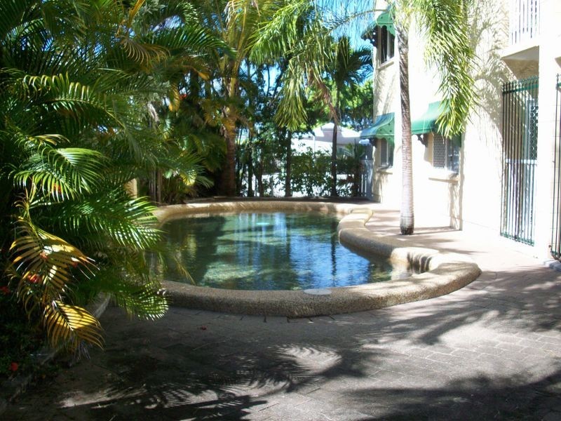 8/71 Alfred Street, Manunda QLD 4870