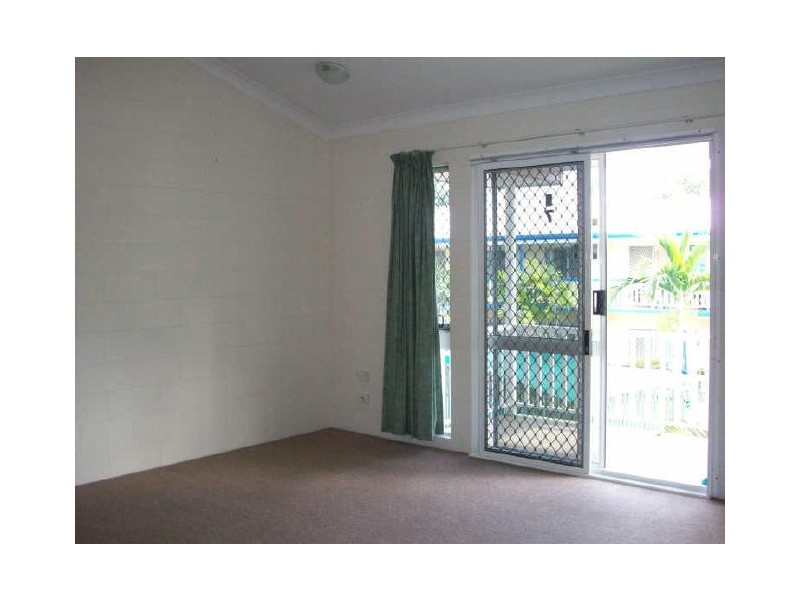 Manoora QLD 4870