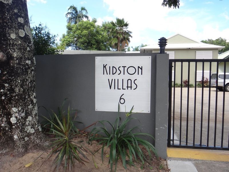 2/6 Kidston Street, Bungalow QLD 4870