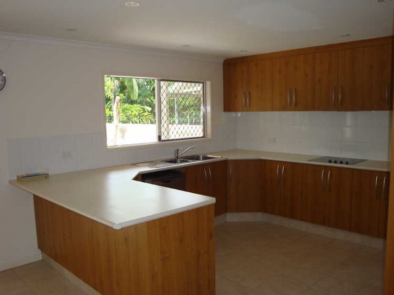 43 Hutchinson Street, Edge Hill QLD 4870