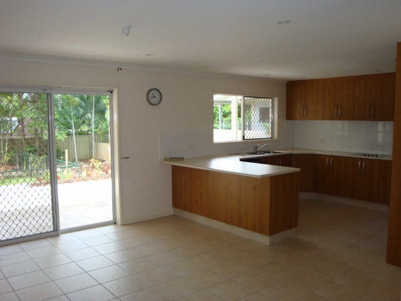 43 Hutchinson Street, Edge Hill QLD 4870