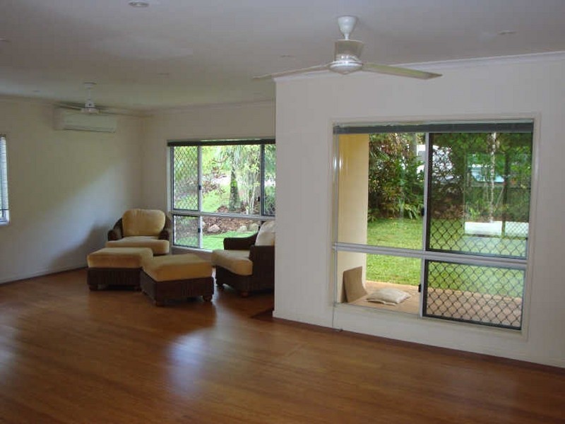 43 Hutchinson Street, Edge Hill QLD 4870
