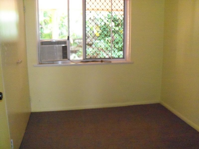 3 Lomatia Close, Redlynch QLD 4870