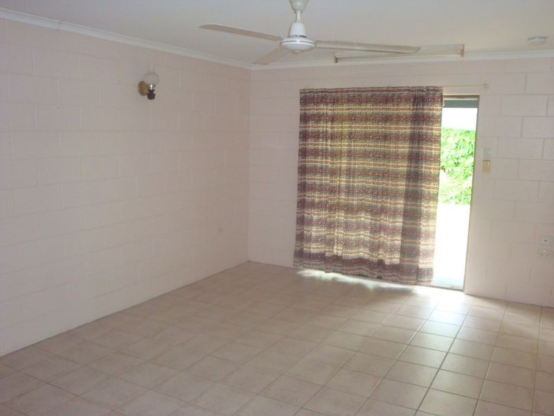 2/100 Greenslopes Street, Edge Hill QLD 4870