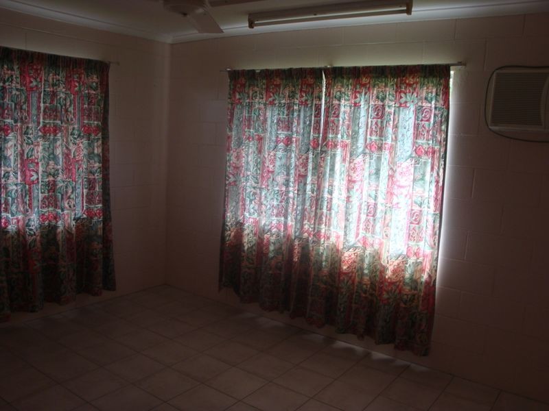 2/100 Greenslopes Street, Edge Hill QLD 4870