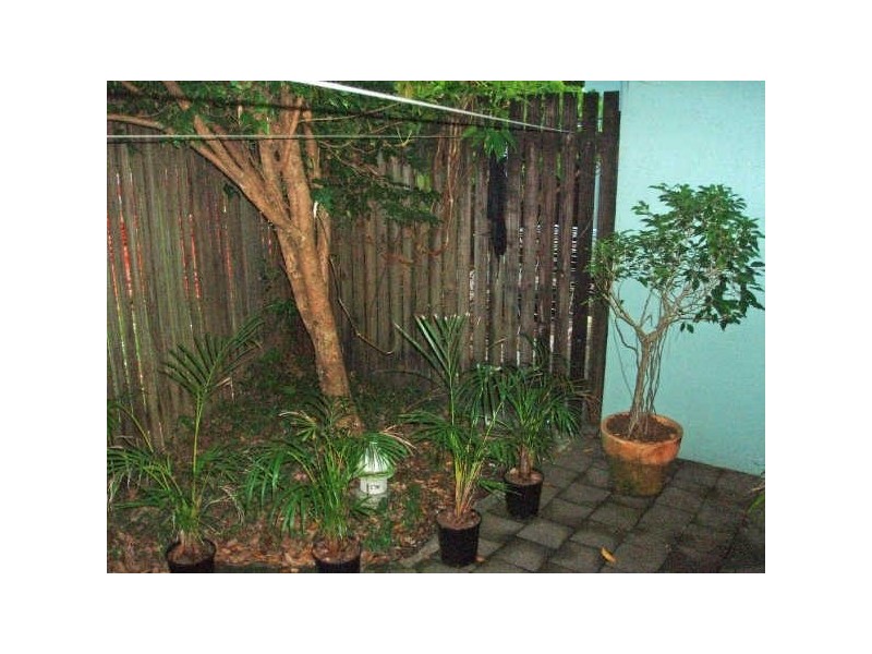 Manunda QLD 4870