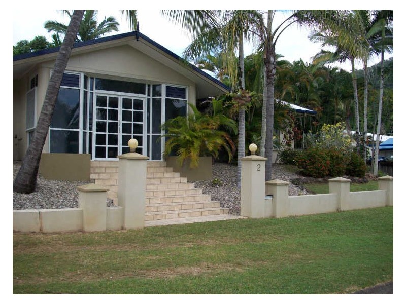 2 Orrell Close, Brinsmead QLD 4870