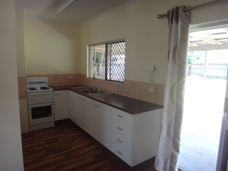 17 Turner Street, Whitfield QLD 4870